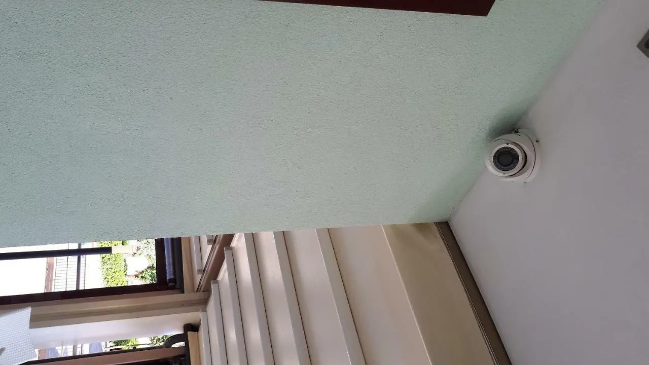 לידו די סביו Hotel Bahamas 3*, לידו די סביו